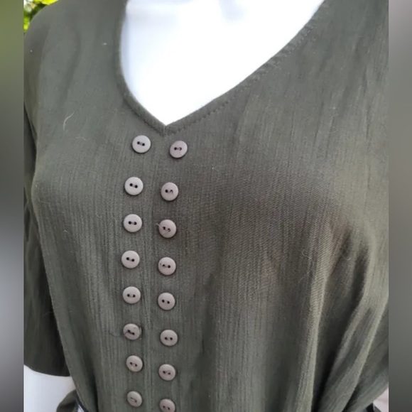CAREER ELEMENTS Vintage tunic, front button detail - Picture 3 of 6
